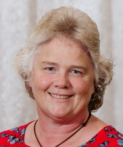 Pamela Knouf