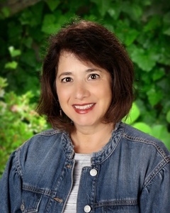Mrs. Lisa Veto