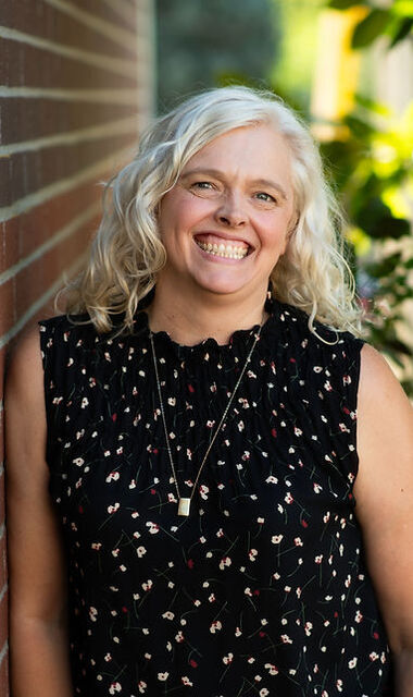 Denice Crombie image