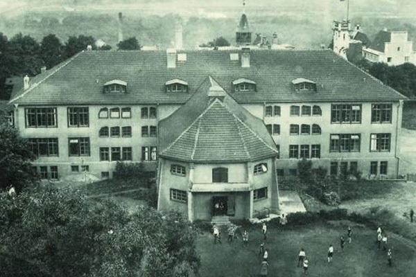 1919